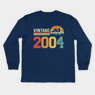 Vintage 2004 20th Birthday Gift Idea - Classic Distressed Kids Long Sleeve T-Shirt